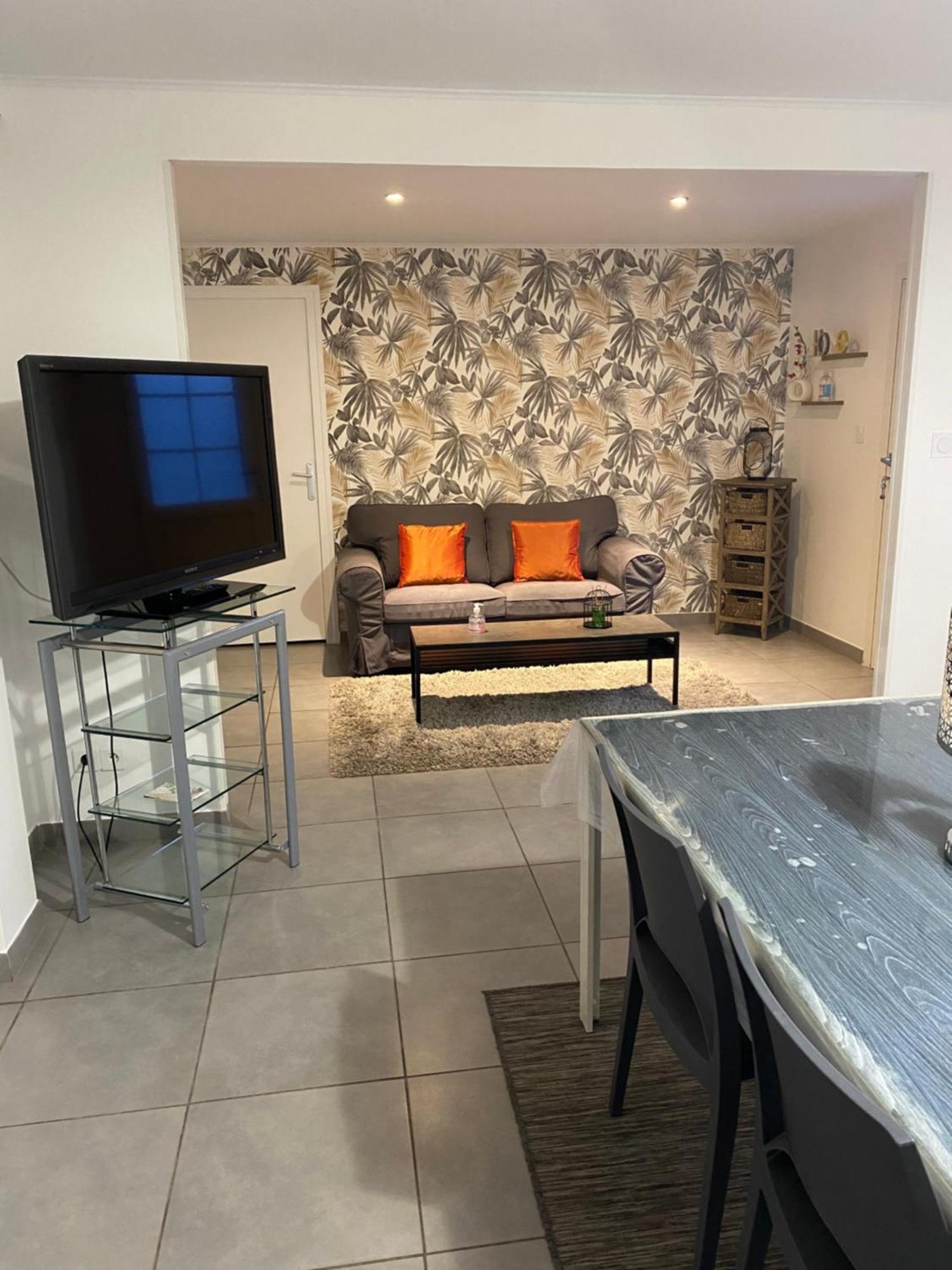 Le Mathiez Apartment Dijon Bagian luar foto